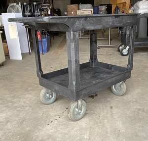 lot 153 image: Rolling Work Cart