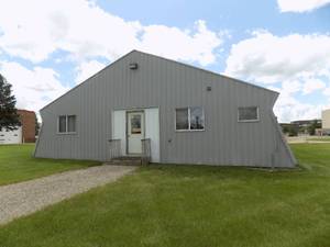 Building to be Dismantled or Relocated 45' x 105' x 19'