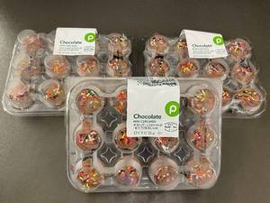 D - Set of 3 Packs of Publix Chocolate Mini Cupcakes with Sprinkles, 36 Count Total