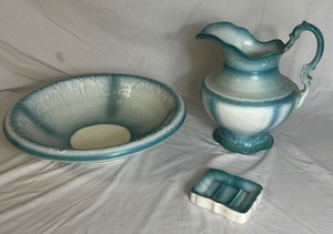 lot 147 image: Vintage Taylor, Smith, & Taylor (TST) - Pitcher, Basin, and Soap Dish