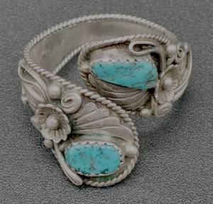 lot 15 image: Floral Wrap Around .925 Sterling Silver Double Turquoise Stone Ring Size 11