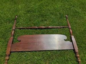 lot 120 image: Nice Wooden Headboard