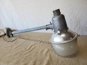 lot 122 image: Large DTL Street Light Photo Electric Control Dark to Light