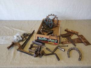lot 135 image: Vintage Large Barn Hinges, Vintage Horseshoe, Fruit Crate and More