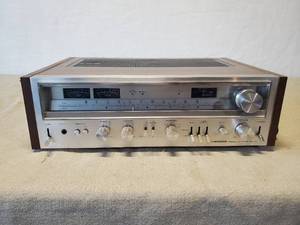 lot 154 image: Pioneer Stereo Receiver SX-780 Powers up