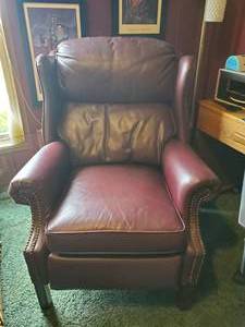 lot 156 image: Stunning Vintage Barcalounger Reclining Chair With Gorgeous Deep Red Leather Color No Tears and Very Little Sign of Wear This Chair Sells For over $1500