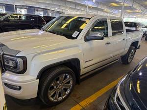 lot 9 image: 2018 GMC Sierra 1500 Denali Crew Cab 4x4