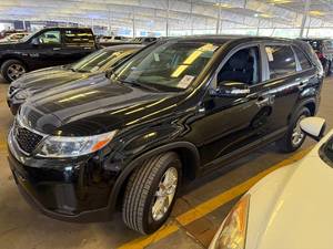 lot 16 image: 2015 Kia Sorento LX FWD