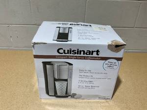 lot 231 image: Cuisinart Compact Single-Serve Coffee Maker