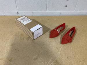 lot 307 image: Journee Collection Womens Audrey Slip On Pointed Toe Loafer Flats- Size 7.5