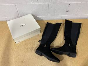 lot 313 image: Style&Co. Womens Kimmball Faux Suede Boots- Size 8.5M