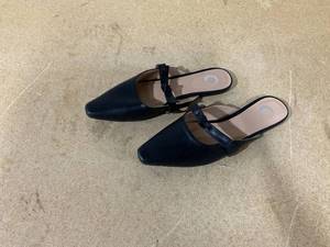lot 318 image: Journee Collection Womens Missie Slip On Square Toe Mules Flats- Size 7.5