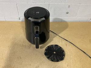 lot 326 image: Crux 3.7-Quart Touchscreen Electric Air Fryer