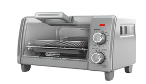 lot 104 image: BLACKDECKER Crisp N Bake Air Fry 4-Slice Toaster Oven, Silver & Black
