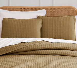 lot 419 image: Vilano Oversized Quilt Set, FullQueen, Taupe