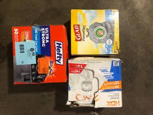 lot 53 image: Lot of Assorted Garbage Bags Various Models and Conditions Customer Returns See Pictures