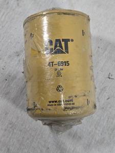 lot 7 image: Caterpillar 4T-6915 Oil Filter