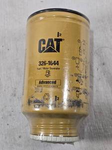 lot 11 image: Caterpillar CAT 326-1644 FuelWater Separator