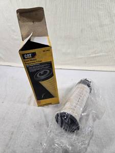 lot 31 image: CAT FuelWater Separator Filter 360-8959