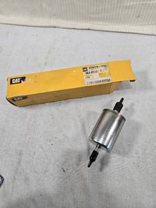 lot 32 image: Caterpillar Fuel Screen 384-8512