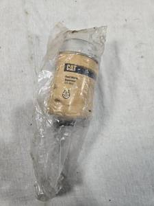 lot 40 image: CAT FuelWater Separator 131-1812