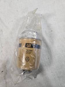 lot 41 image: CAT FuelWater Separator 131-1812