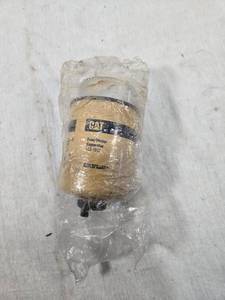 lot 42 image: CAT FuelWater Separator 131-1812 Filter