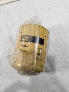 lot 50 image: CAT 1R-0714 Oil Filter