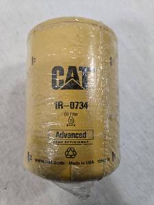 lot 58 image: Cat IR-0734 Oil Filter
