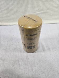 lot 62 image: Caterpillar 1R-0751 Advanced High Efficiency Fuel Filter