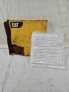 lot 72 image: Caterpillar 245-7823 Filter