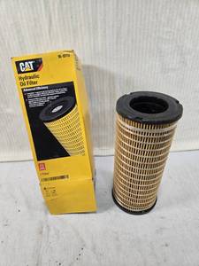 lot 83 image: CAT 1R-0773 Hydraulic Oil Filter