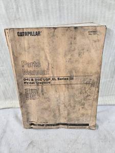 lot 121 image: Caterpillar D4C & D4C LGP, XL Series III Hystat Tractors Parts Manual