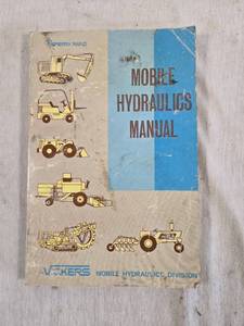 lot 244 image: Mobile Hydraulics Manual M-2990-S by Sperry Rand and Vickers