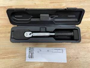 lot 105 image: Gearwrench 38 Drive Fixed Head 4-18 Ft-Lb Preset Torque Wrench (07212515)