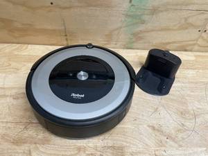 lot 183 image: iRobot Roomba E5