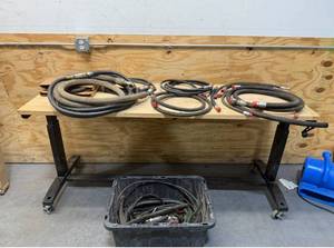 lot 57 image: Various hoses