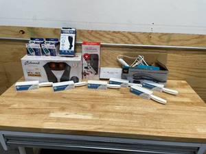 lot 200 image: Lot of - Various Health Products