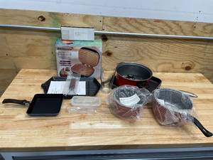 lot 205 image: Lot of - Various Kitchen Equipment