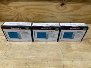 lot 222 image: Braeburn Lot of 3 - 6300 Universal Programmable Thermostat Deluxe series