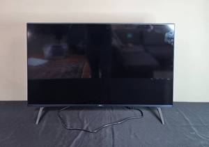 lot 18 image: LG 43 LED TV Model 43UT8000AUA