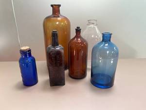 lot 39 image: Set of Assorted Antique Glass Bottles