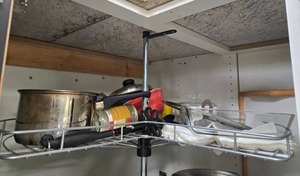 lot 77 image: Assorted Kitchenware Including Pots, Pans, and Glass Dish