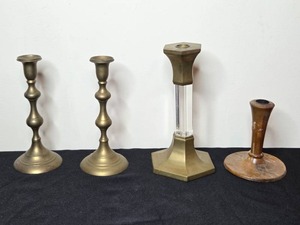 lot 100 image: Set of 4 Assorted Brass and Wood Candlestick Holders