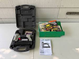 lot 160 image: Porter-Cable Brad Nailer with Case and Assorted Nails and Screws