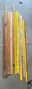 lot 169 image: Collection of Vintage Advertising Yardsticks