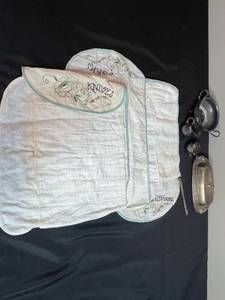 lot 194 image: Collection of Vintage Silver-Plated Cutlery Holders and Tableware
