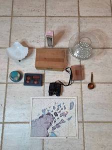 lot 241 image: Collection of Vintage Decorative and Functional Items