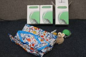 lot 18 image: 3 cat interactive ball toys...