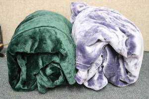 lot 63 image: 2 Bare blankets queen size...